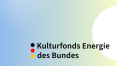Kulturfonds Energie des Bundes Logo auf einem zweifarbigen Farbverlauf