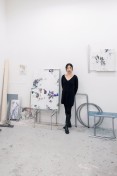 Seonah Chae mit ihrem abstrakten Gemälden